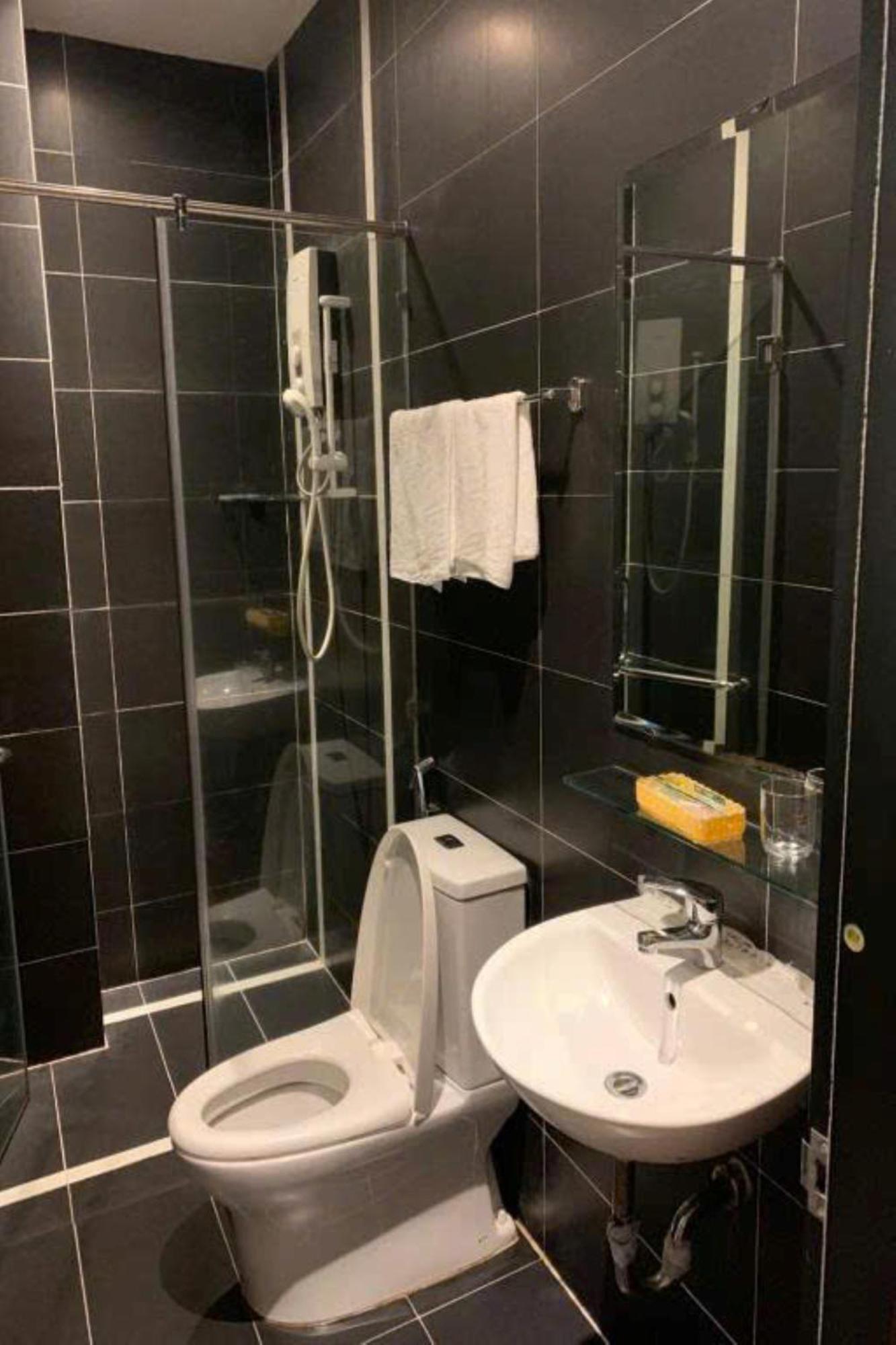 Gia Huyen Hotel Хошимин Экстерьер фото
